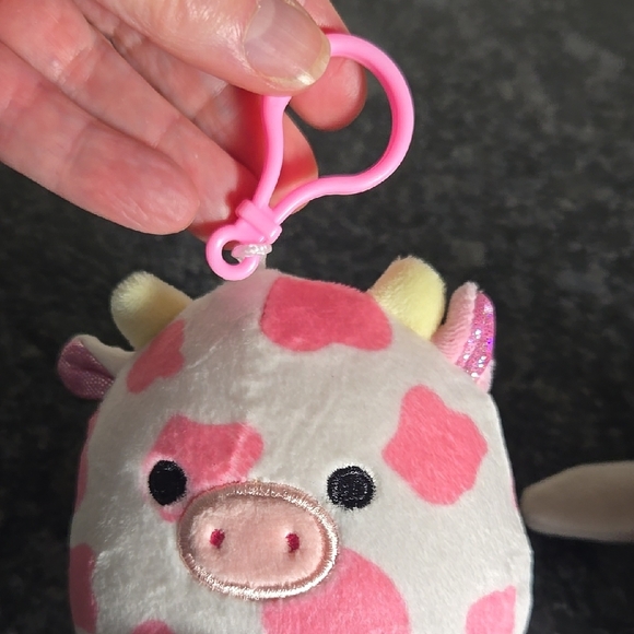 Squishmallows Evangelica The Pink Cow Clip-On Plush Buddies Bag Charm - Picture 3 of 9
